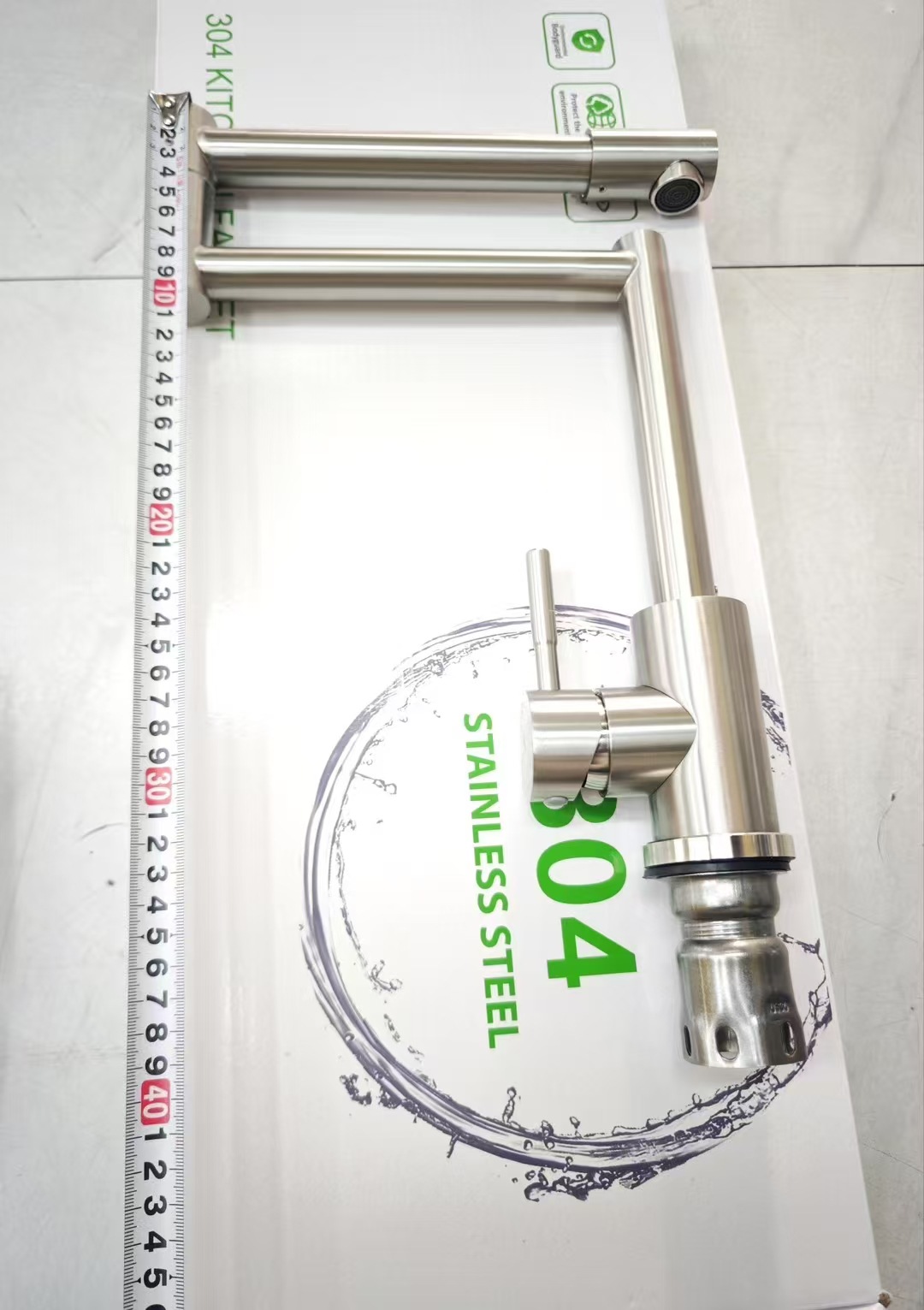 Wholesale kitchen faucets, cold and hot 304 stainless steel faucets, sink sinks, rotating and folding faucets from the manufacturer Application Scenario