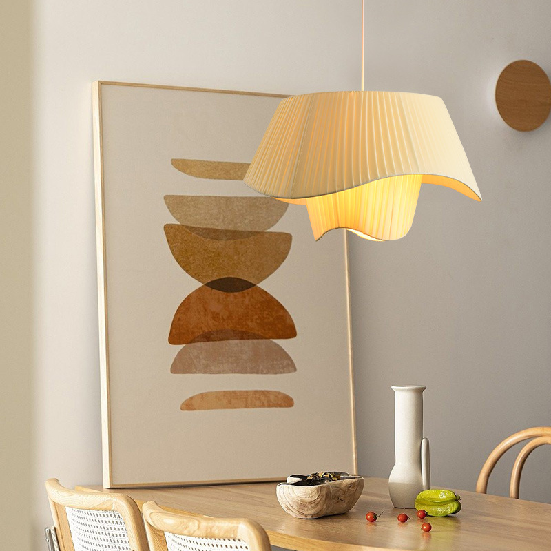 Araña de estilo francés nórdico ins diseño salón dormitorio principal lámparas retro B & B restaurante crema estilo tela moderna simple