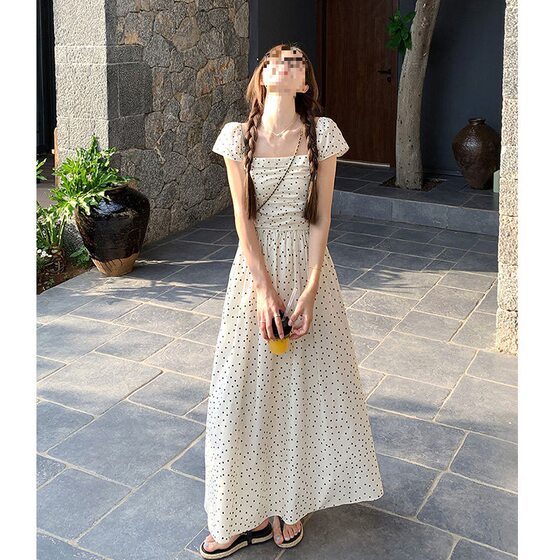 French Style Small Flying Sleeve Wave Dot dress Summer Women's Elegant Slimming Niche Design New Style Light Luxury Commuter Explosions