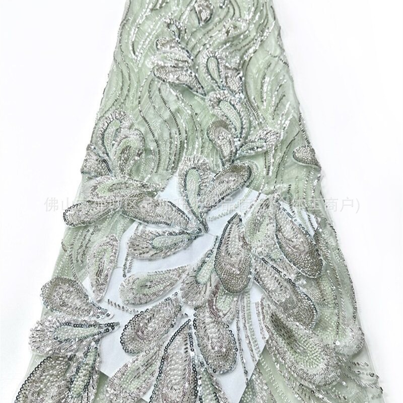 Peacock pluma bordada a mano tela de malla de perlas tamaño de perla pieza de tubo mezcla costura ligera de lujo banquete anfitrión vestido de tela image 5