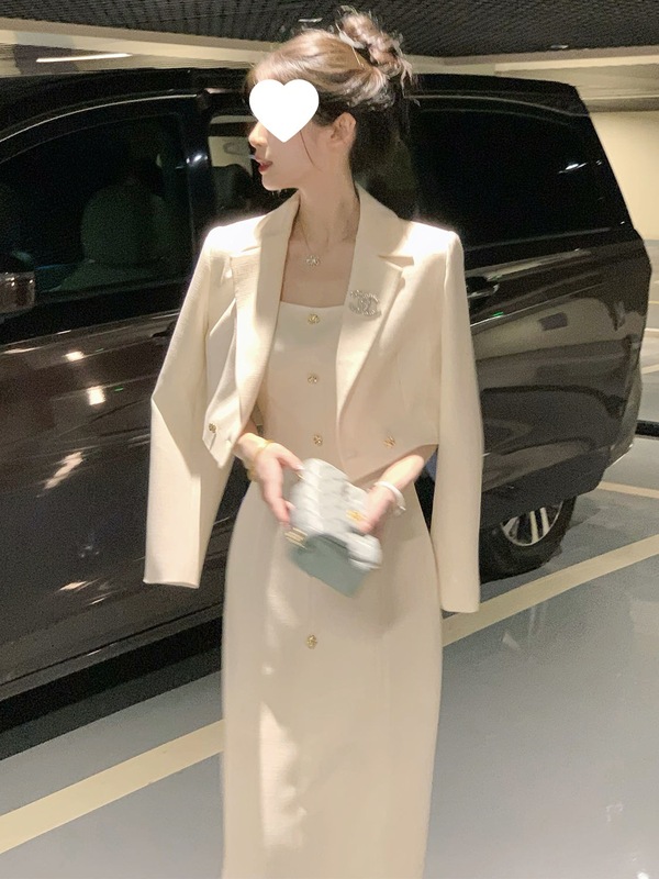 2025春季爆款小香风套装裙女时尚大气轻奢高级感西装连衣裙两件套|undefined