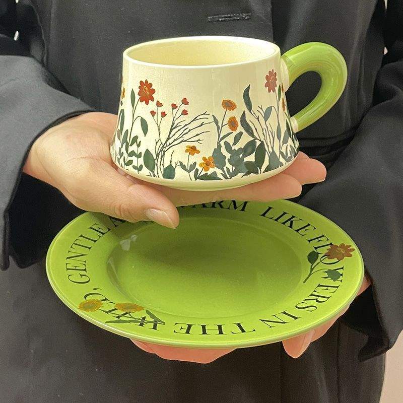 High-end nicho ligero de cerámica taza de café plato conjunto de té de la tarde taza de café latte de alto valor de cara regalo