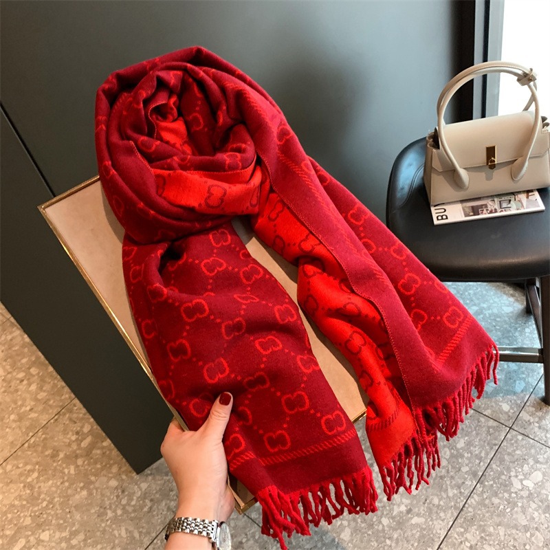 Double-Sided Red Imitation Cashmere Scarf for Women in Winter Wedding Celebration Chinese Red Tassel Customer Gift Shawl