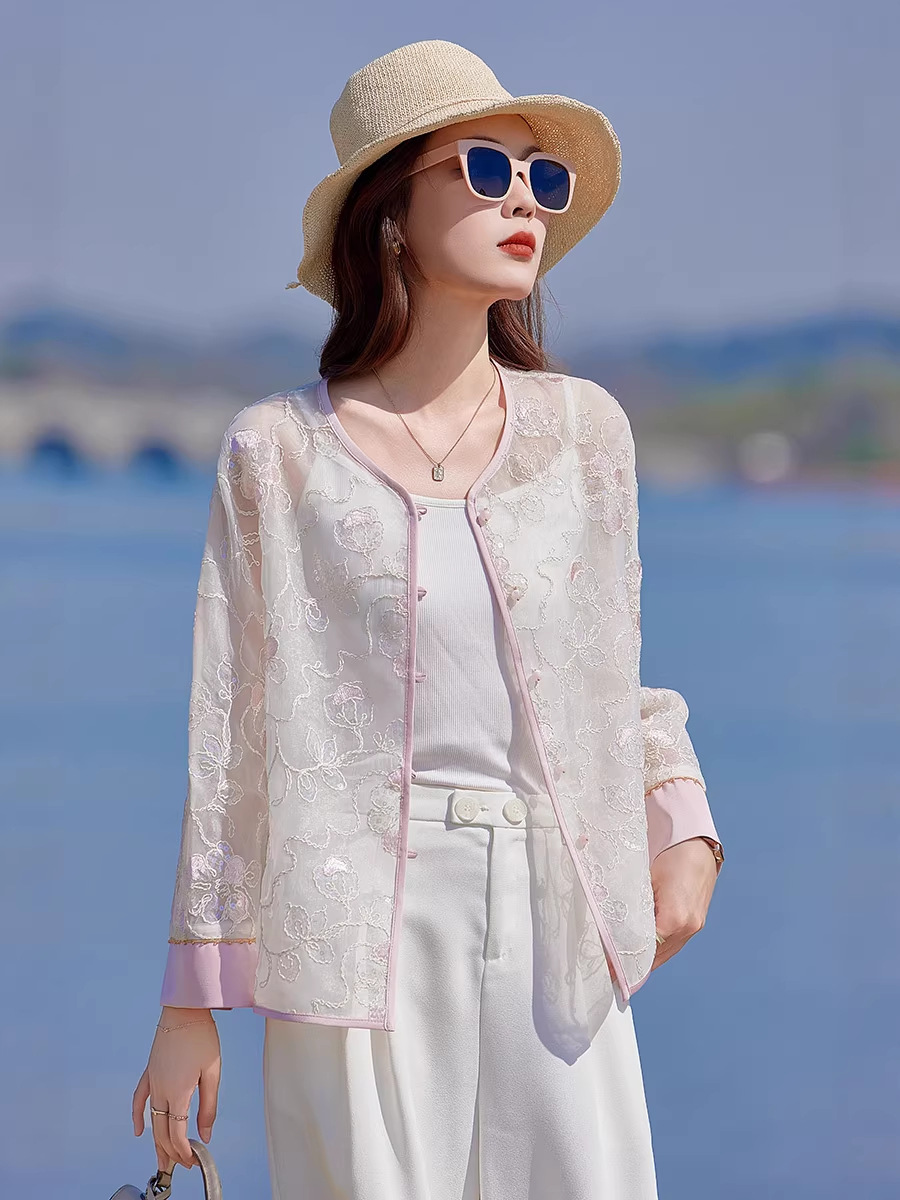 Áo cardigan nữ tay dài thêu hoa cổ tròn phối nút — Màu hồng, màu mơ