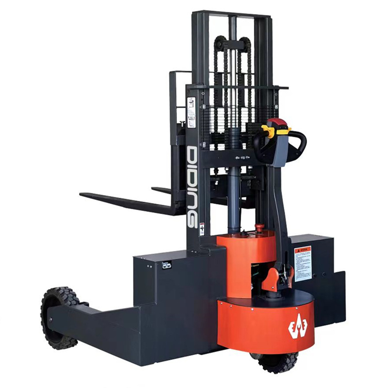 直销1.3吨站驾式全电动山地车 山地型电动托盘年 电动越野叉车