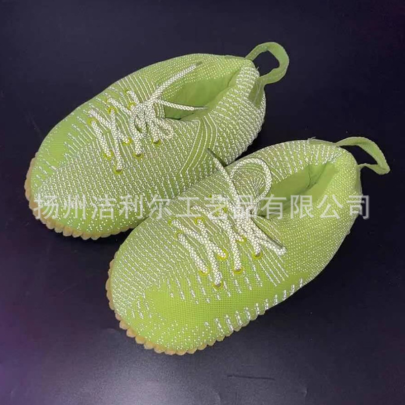 Zapatos de algodón A4 zapatos de baloncesto zapatos de algodón de grasa zapatos nuevos zapatos de estilo en línea invierno zapatos de piso de casa Zapatos de grasa