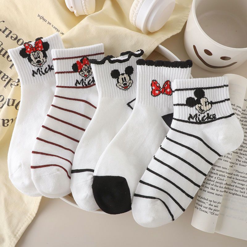 2025 spring and summer socks Mickey Mouse thin sports versatile cotton socks mesh breathable adult socks black and white socks 2025 spring and summer socks Mickey Mouse thin sports versatile cotton socks mesh breathable adult socks black and white socks