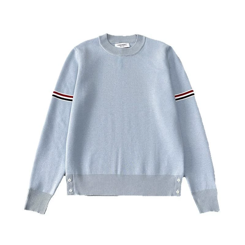 Деми-сезонный knitted модный свитер