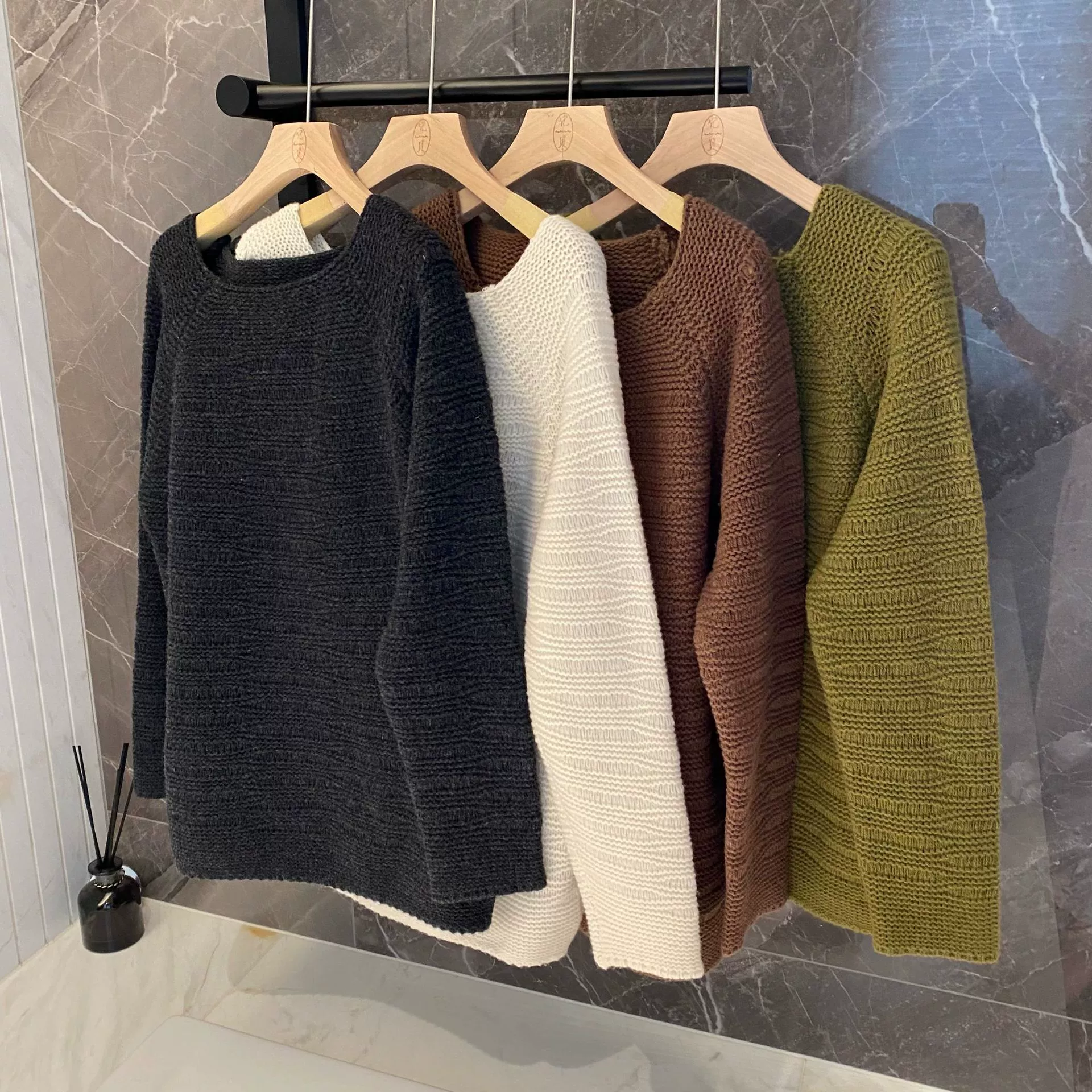 Толстый свитер с круглым вырезом THOM BRASSY 8715