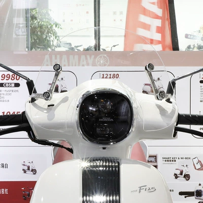 Motorcycle front windshield, Windshield F125 Front Windscreen Retro