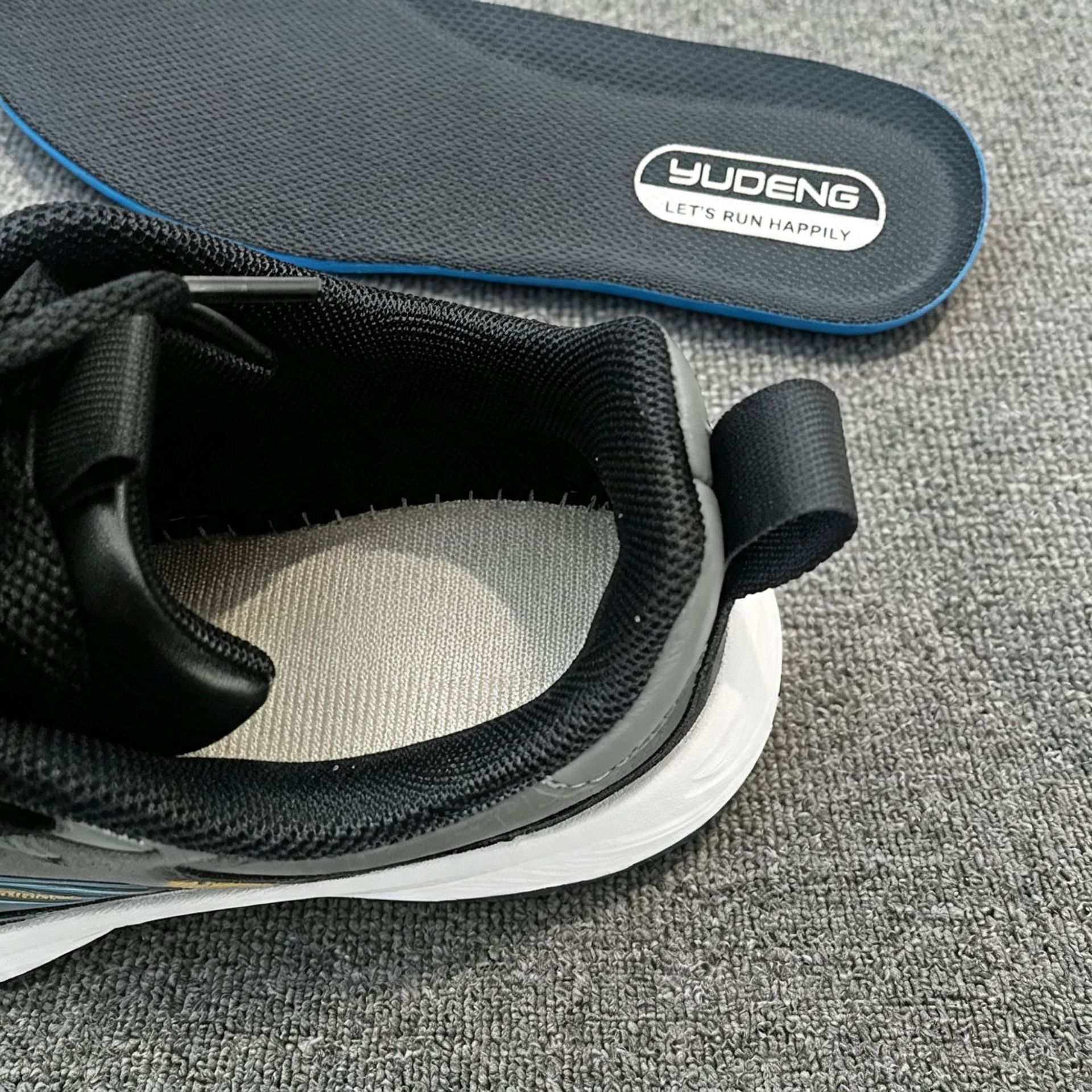 Zapatillas deportivas Yudeng de doble malla para hombre, zapatos modernos con superficie de malla Fly-Knit, calzado informal, versátil y transpirable para jóvenes. image 4
