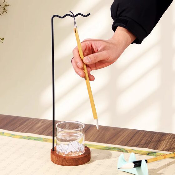 New Chinese Style Non-washable Pen Rack Pen Hanger Solid Wood Washing Brush Calligraphy Special Pen Rack Ornaments Multifunctional Pen Wash