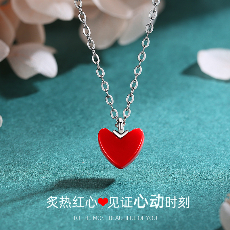 S925 plata corazón rojo collar de moda de las mujeres amor nicho diseño simple cadena de clavícula Internet celebridad mismo estilo collar venta al por mayor