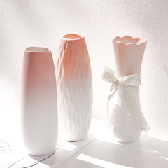蜀門のピンクのグラデーションの陶磁器の花瓶の創意の現代的な装飾の乾いた花のデスクトップの書斎の客間の生け花の置物の花器