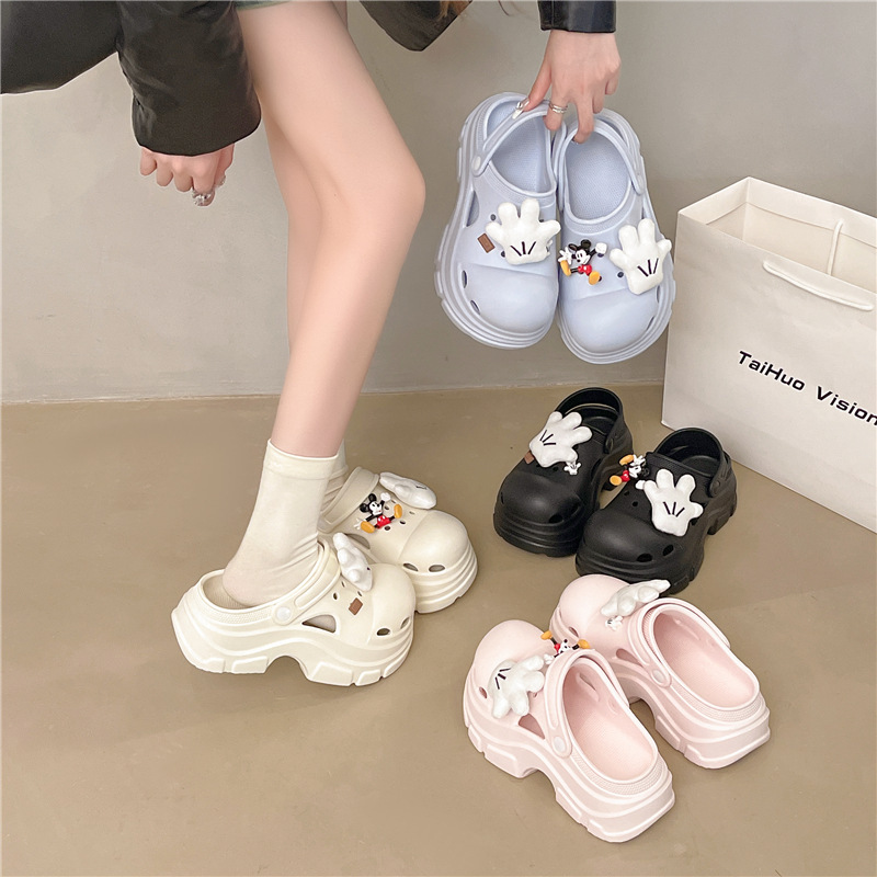 Cartoon Cute Non-Slip Mickey Closed-Toe Slippers for Women Summer 2025 Versatile Thick-Soled Comfortable Clog Sandals