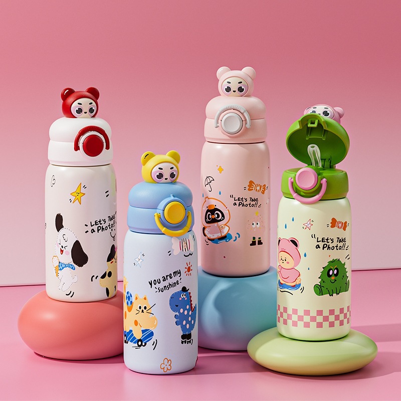 Impresión 3D de alto valor facial Taza de calor original muñeca de dibujos animados estudiantes taza de agua portátil creativa encantadora taza de paja para niños
