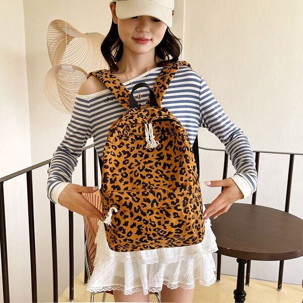 Backpack for leisure for men and women