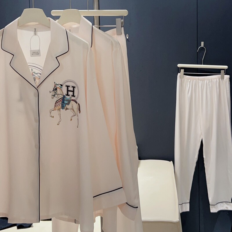 Couple's Long Sleeve Home Clothes suit Ice Silk High-end Sense Big Brand Horse Pajamas Spring New Ice Silk Pajamas for Women