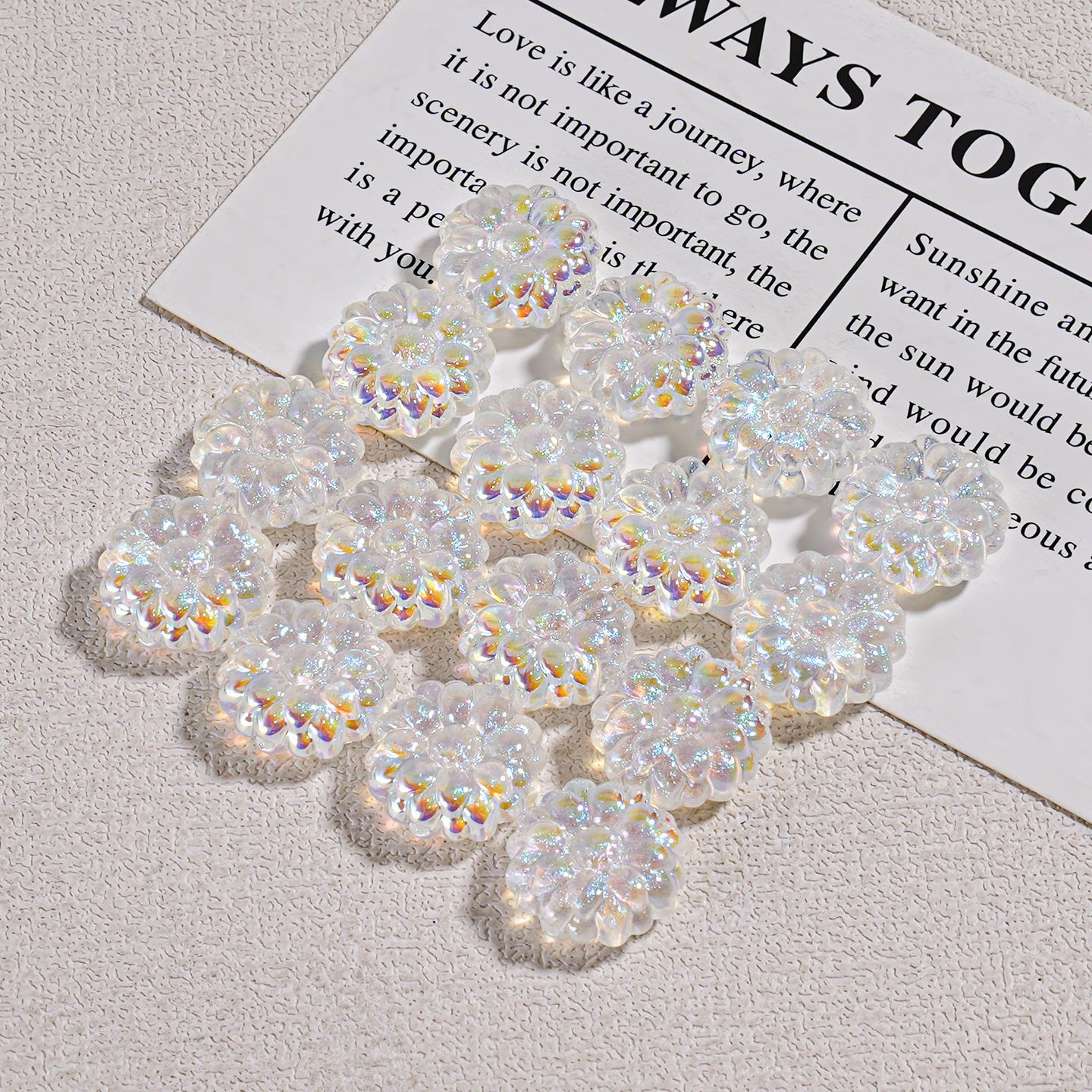 Belleza de hielo 1.5 agujero recto margarita de doble cara 14.5MM accesorios de pulsera joyería llavero DIY hecha a mano productos semiacabados