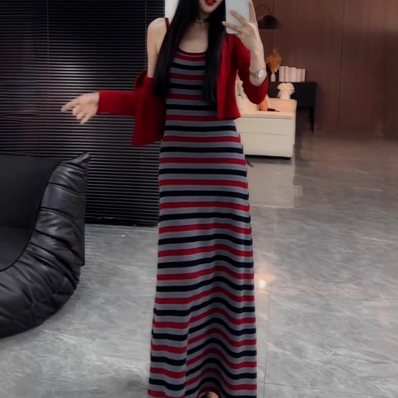 Fashionable and Elegant Design New Year's and Christmas Red Cardigan Jacket Sexy Striped Suspender Dress Two-Piece Suit Fashionable and Elegant Design New Year's and Christmas Red Cardigan Jacket Sexy Striped Suspender Dress Two-Piece Suit