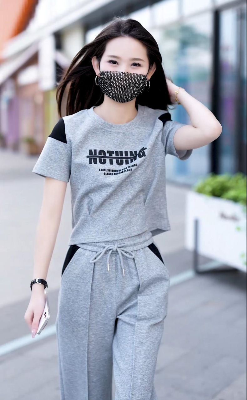 Women's Contrast Color Casual Sports Suit Short Sleeved Top And Wide Leg Pants Two Piece Set Stylish Slimming Trendy 2026_ecoleips.com
