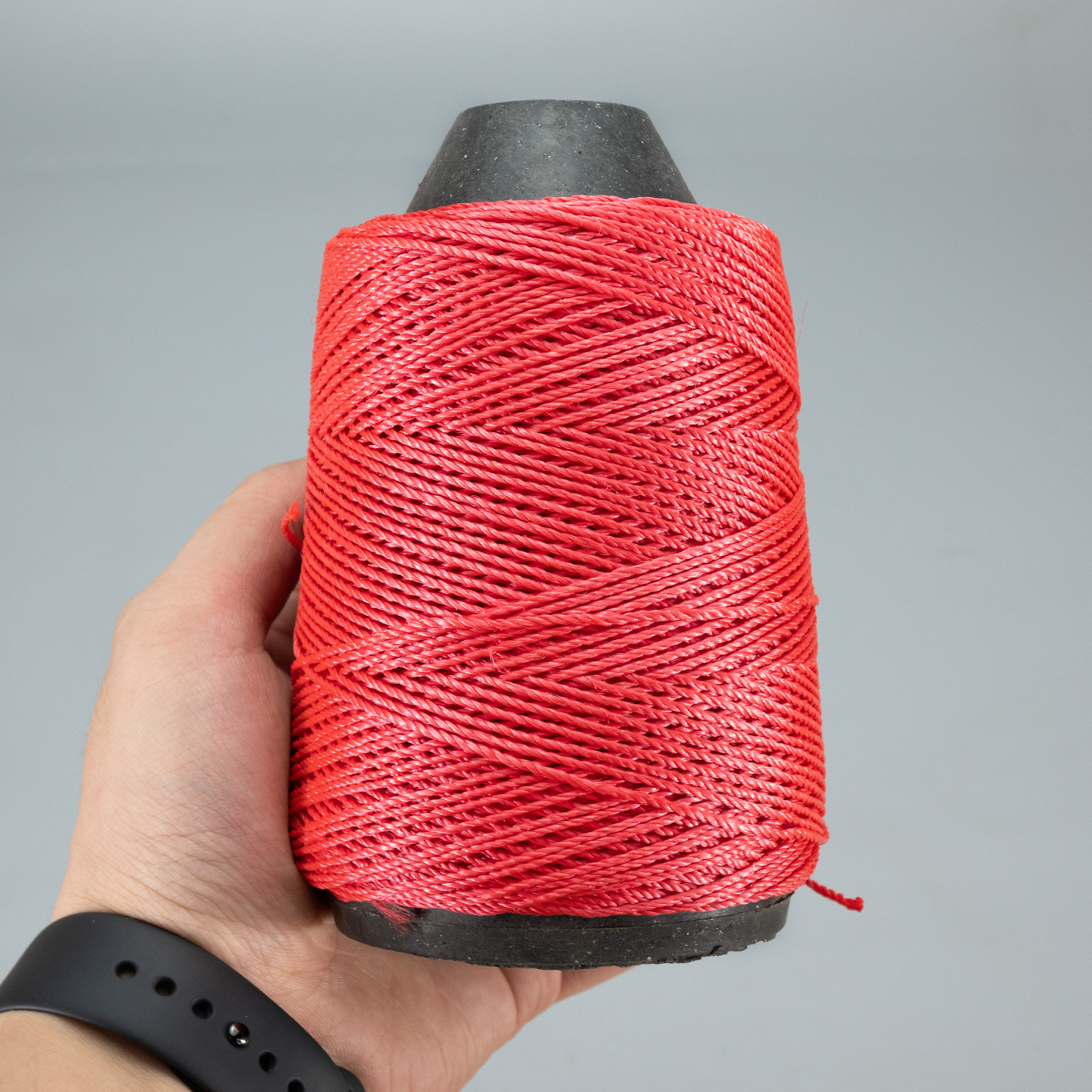 빨간색 나일론 실 150g (약 150m)