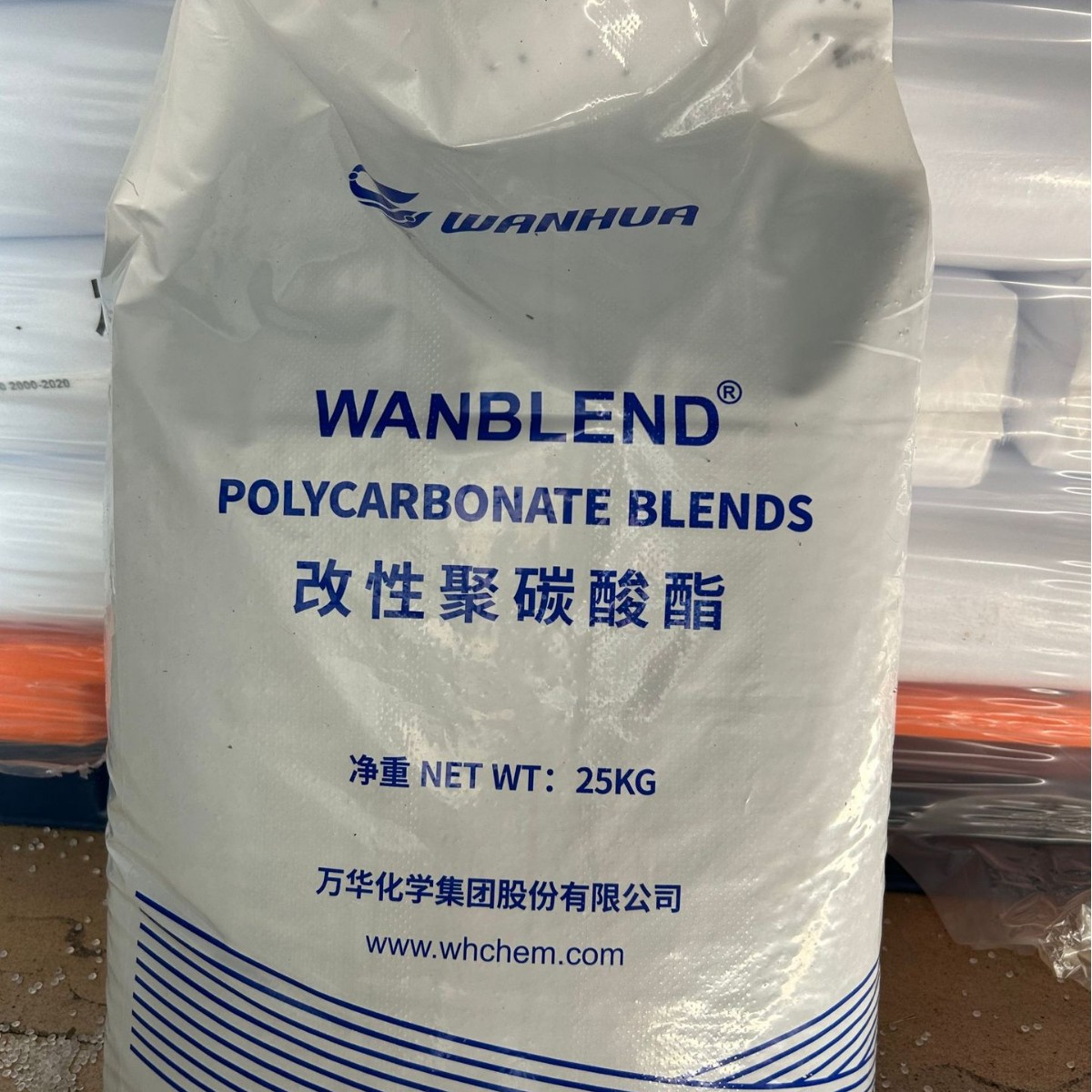 PC万华化学GF3110注塑黑色中粘度加纤10%pc塑胶原料