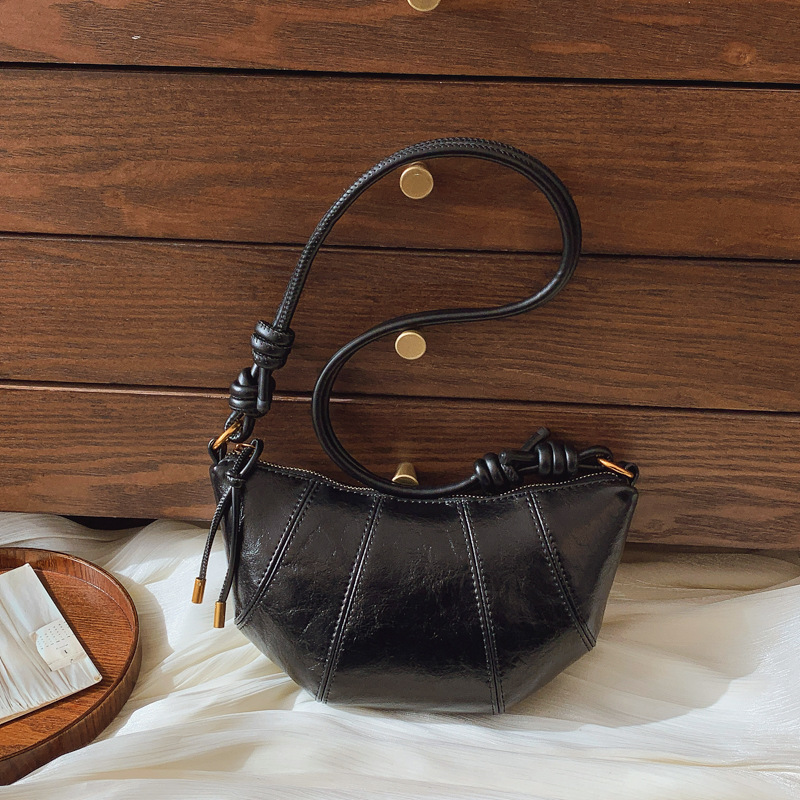 빈티지 캐주얼 만두 백 여성의 2024 새로운 가을 패션 올 매치 숄더 백 니치 패션 올 매치 크로스 바디 백