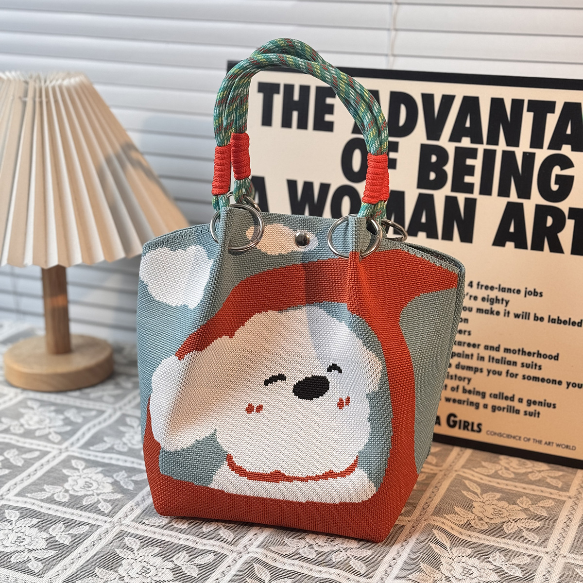 ニットハンドバッグ、ニッチデザインバケットバッグ、トートバッグ、ハンドバッグ、カジュアルで多用途なショルダーバッグ、ニットポータブルバッグ