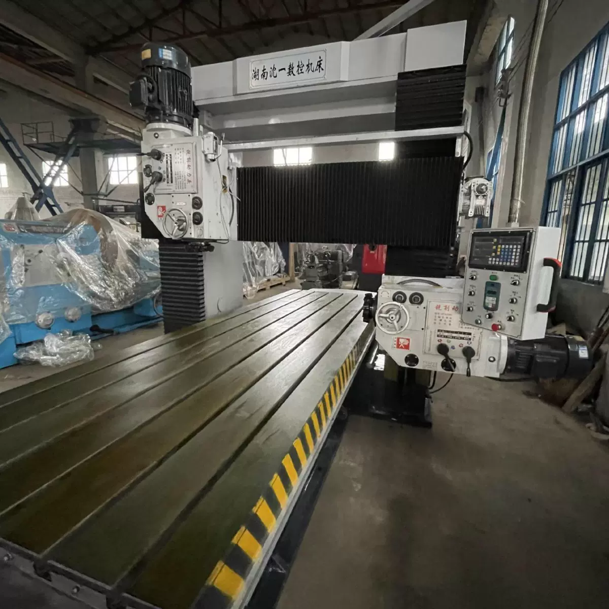 湖南沈一数控机床现货2.1米乘4米大型龙门铣床金属加工数控设备