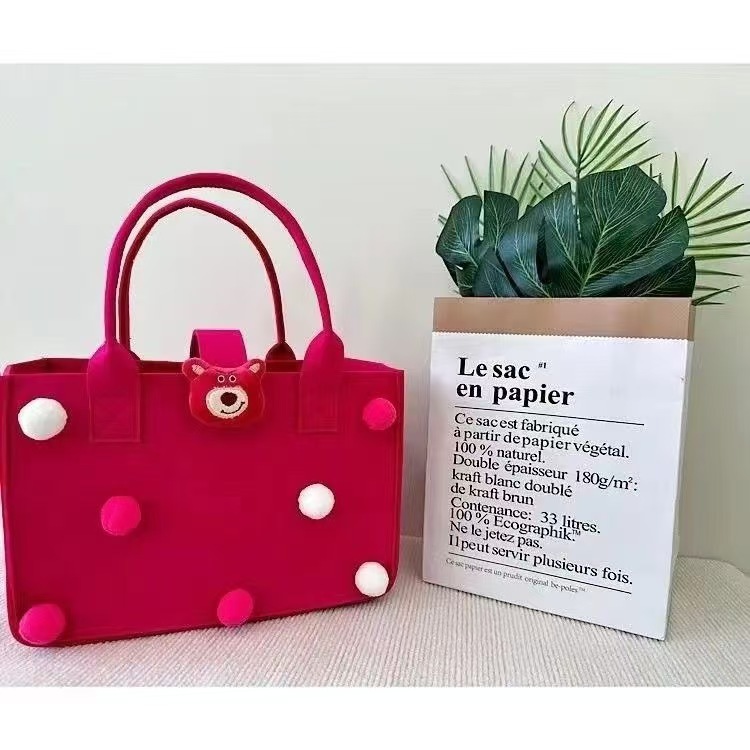 Fabricantes al por mayor en línea sobre rojo bolso de fieltro bolso de mano regalo de dibujos animados bolso de fieltro promoción de apertura bolso de regalo almacenamiento