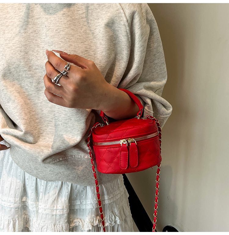 169g Weight Zipper Closure Type Single Shoulder Strap Strap Type Shoulder Bag Bags Type Casual Occasion Pu Leather Material Solid Color Pattern All Seasons Season Women's Gender Streetwear Style Square Shape Women's Pu Leather Solid Color Streetwear Square Zipper Shoulder Bag 28