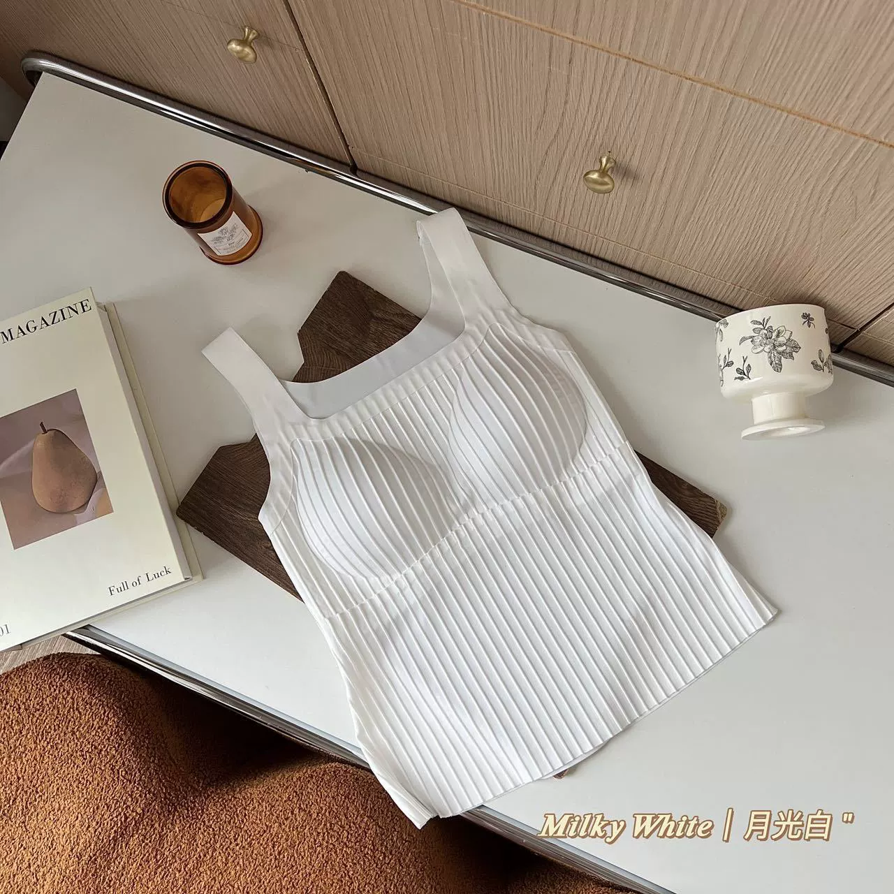 Summer top with cups, sexy brand straps