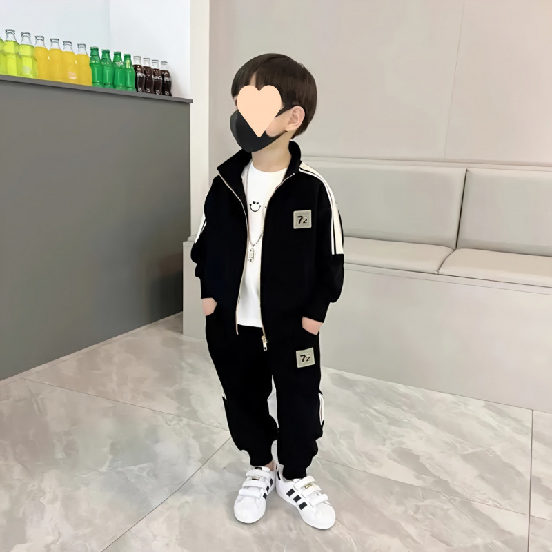 남학생 봄 착용 어린이 스포츠 세트 2025 새로운 온라인 인기 소년 봄과 가을 코트 유행과 잘 생긴 투피스 세트