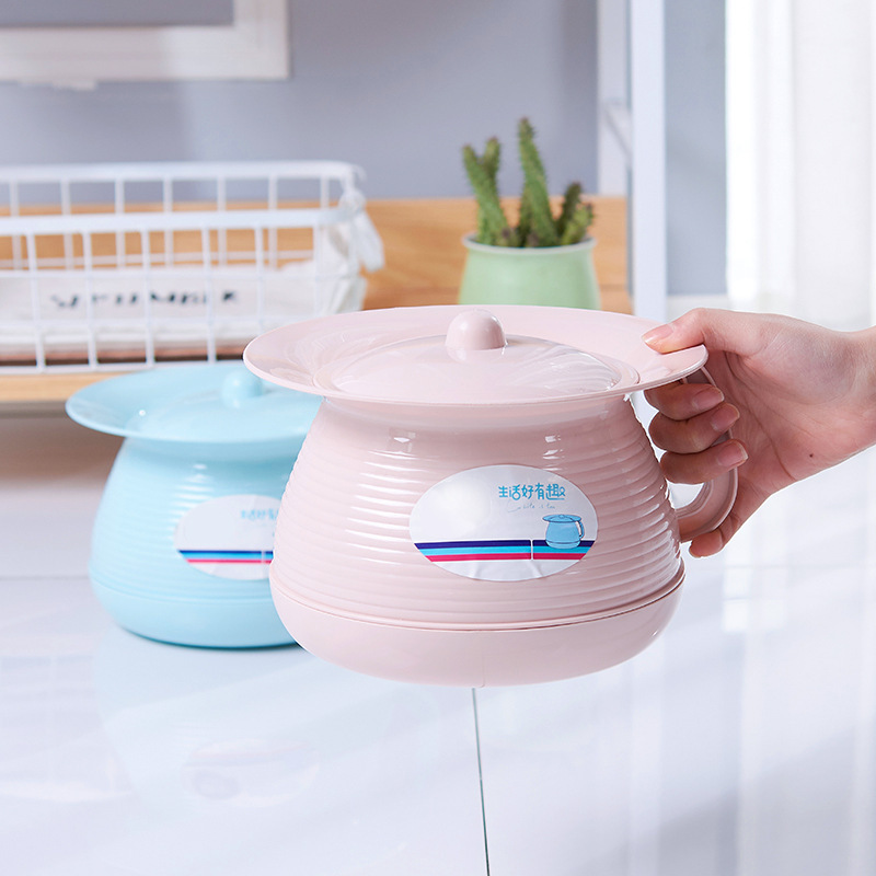 老人の痰盆のプラスチックは子供の便器を厚くします。|undefined