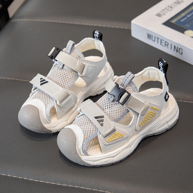 Niños huecos sandalias deportivas 2026 verano nuevos niños zapatos deportivos de bolsillo para niños zapatos de red simple estudiantes zapatillas frías image 7
