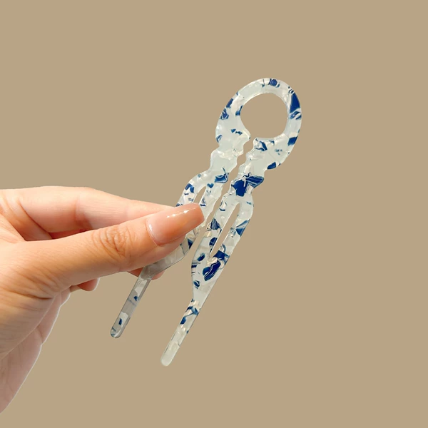 Variant hairpin-blue and white (length 11cm)