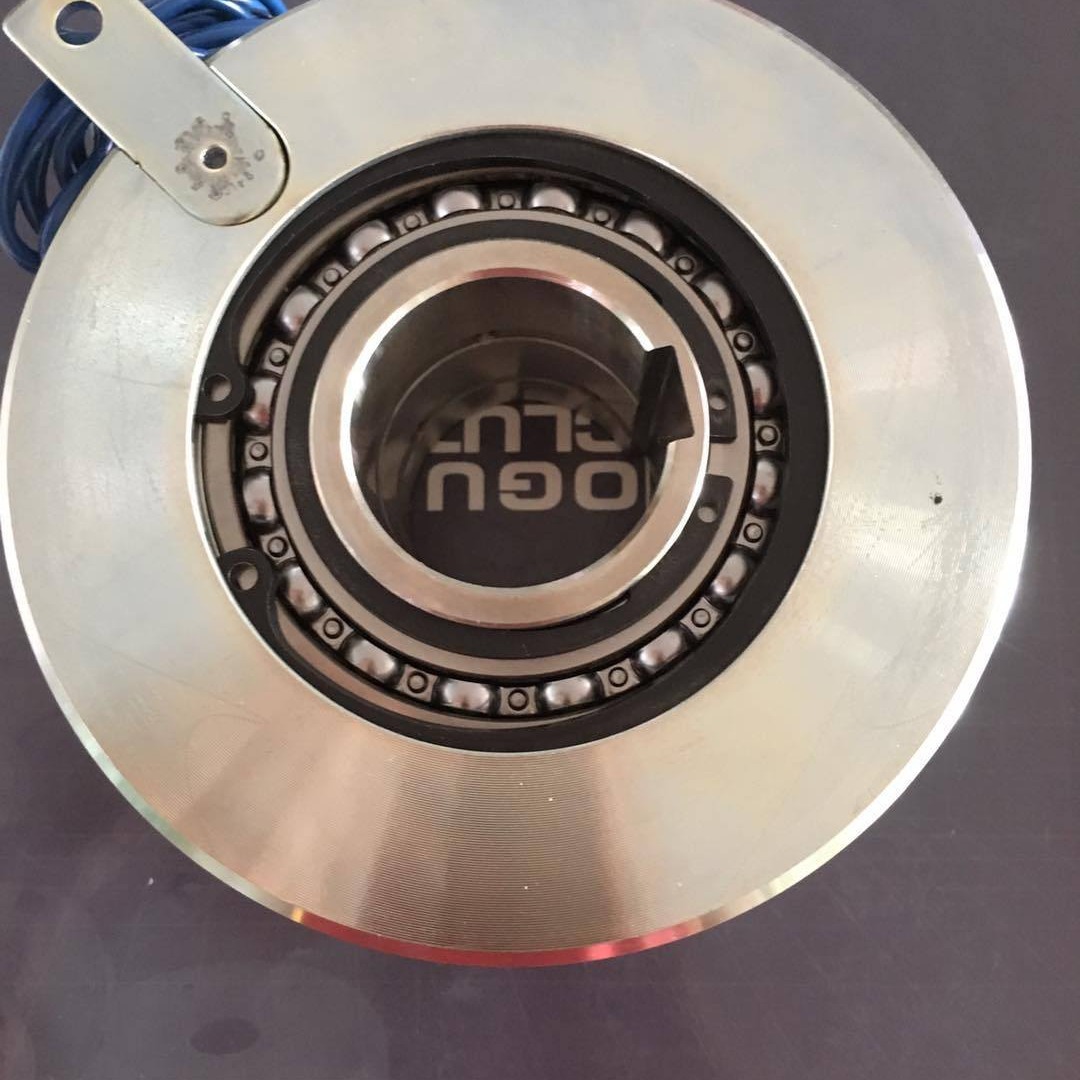 MNB0.8K-N日本OGURA小仓制动器离合器MNB10J插电式电源