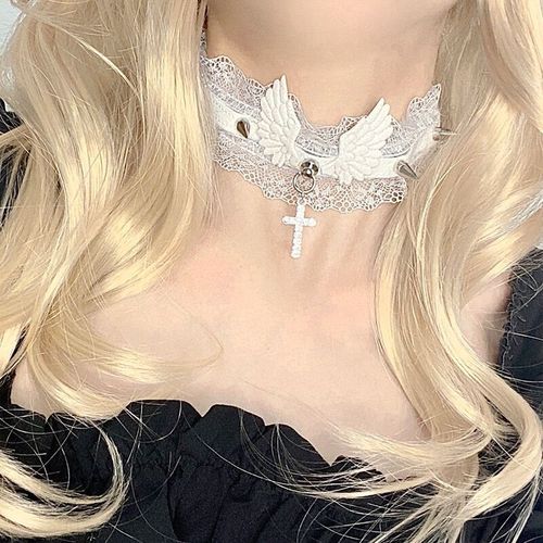 Lolita Cyberpunk Gothic Retro Lace Rivet Choker Angel Wings Necklace Clavicle Accessory