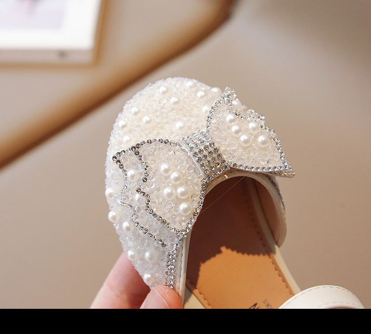 Sandali per bambini con paillettes di diamanti e acqua dolce principessa Baotou 2023 nuove scarpe estive in pelle per bambina_voghion.com