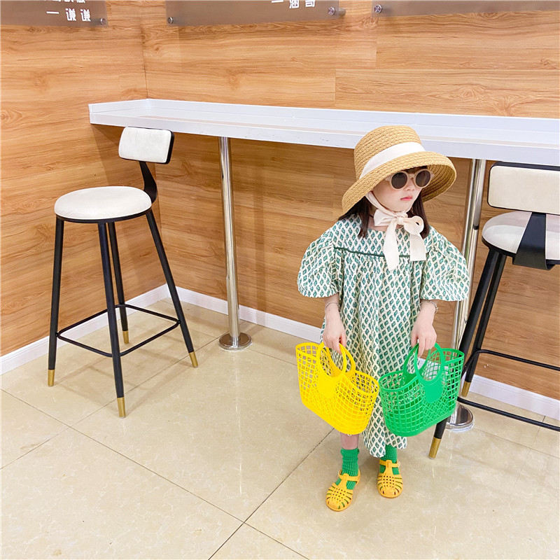 Bolso de mano de los niños para el comercio exterior del viaje de la playa bolso de mano plástico de las muchachas lindas cesta de verduras hueco de los niños de moda