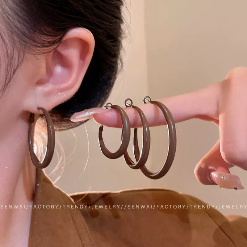 港风美拉德色素圈耳扣女轻奢高级感方圆脸显小显白百搭耳钉耳饰品