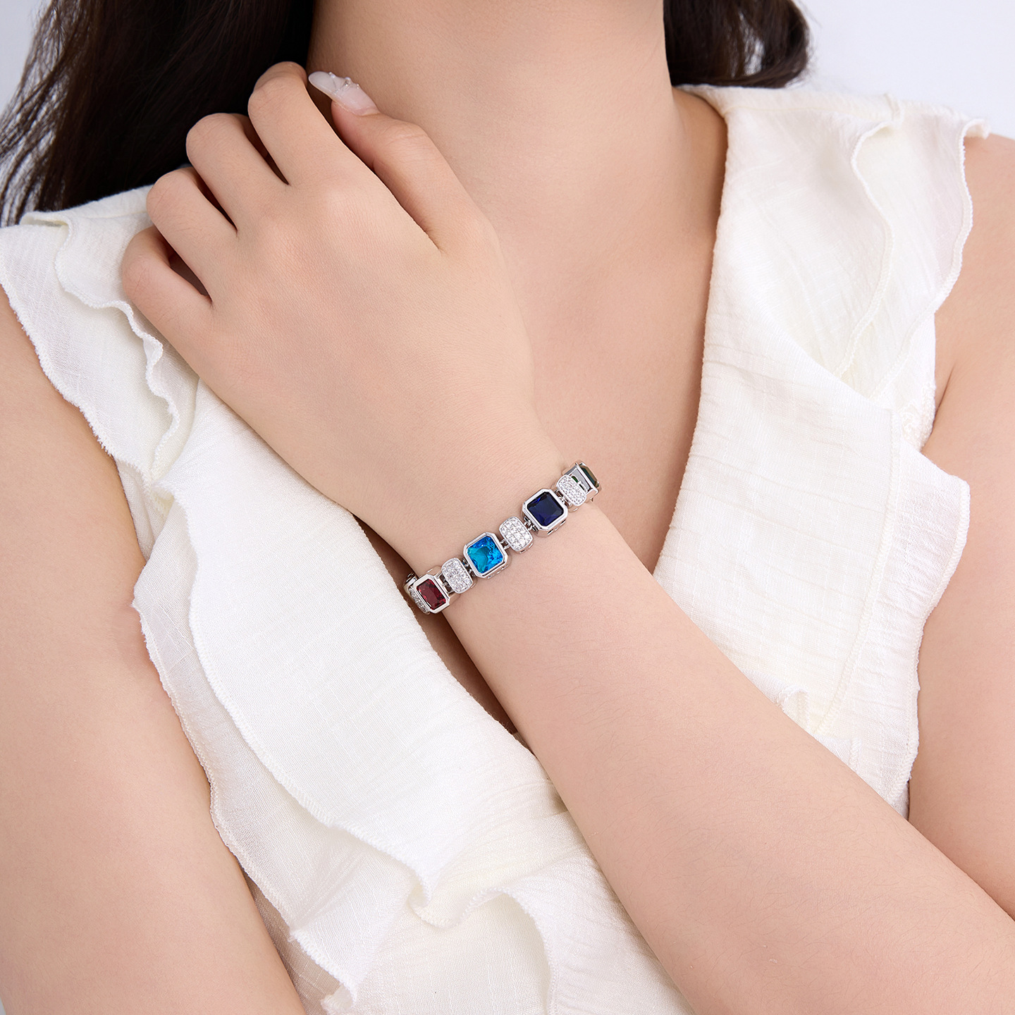 Xuping geometría cuadrada de color pulsera de gemas artificiales elegante y lujoso temperamento colorido serie de joyas de empalme al por mayor