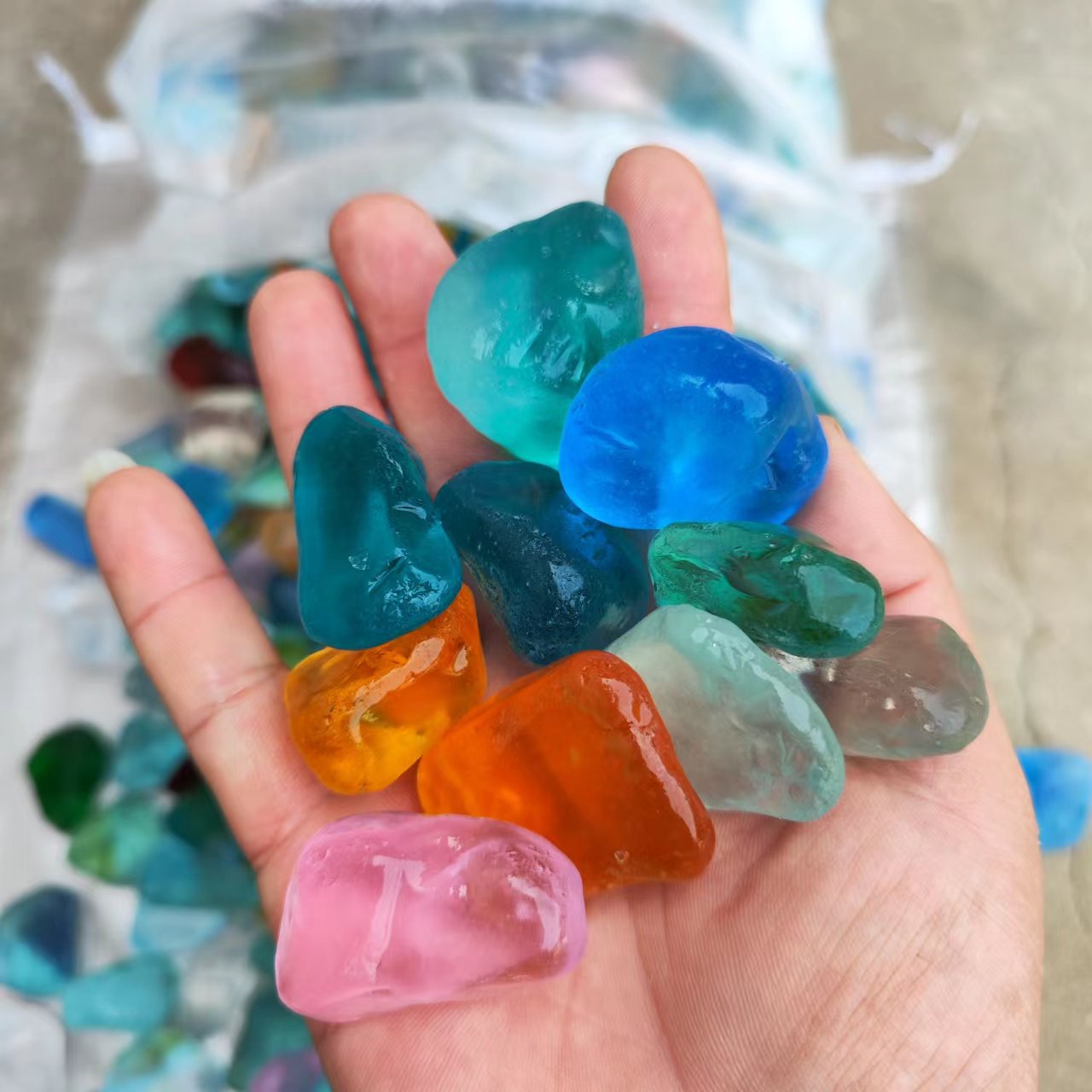 玻璃卵石 儿童考古挖宝淘金用海玻璃 水族园林造景用彩色玻璃石头
