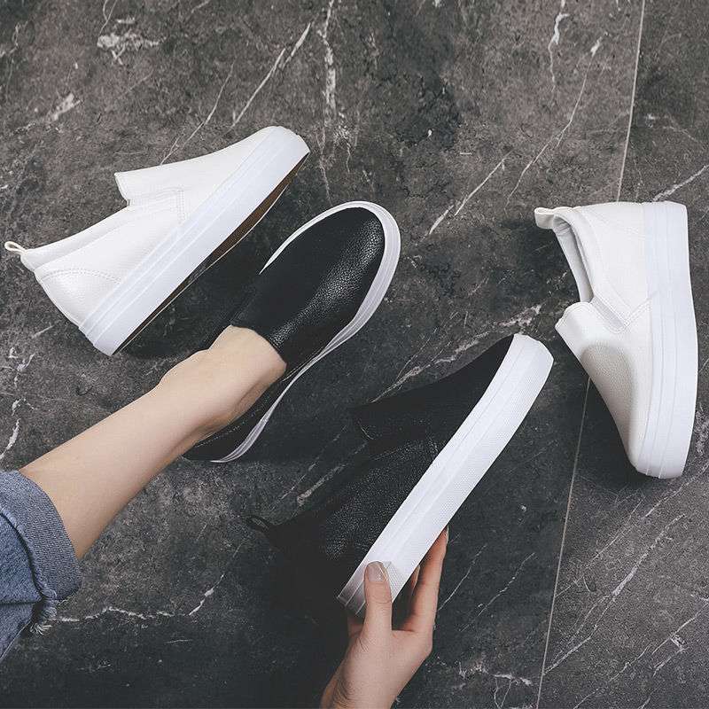 2025 otoño nuevo estilo blanco casual de un pie zapatos de mujer de fondo grueso estilo occidental amor zapatos blancos perezosos