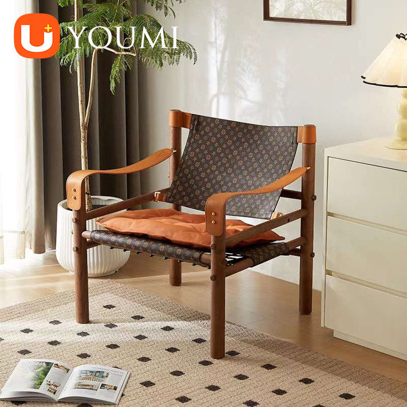 Foshan Designer Nordic Style Vintage Single Sofa Chair Home Living Room Chair Solid Wood Casual Saddle Leather Chair