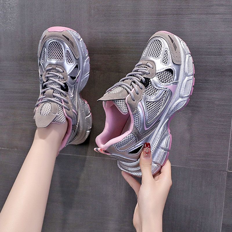 Zapatos de plata para mujeres 2025, nuevos zapatos de primavera y verano con suela gruesa aumentando la altura de los zapatos de deporte transpirables de nicho image 3