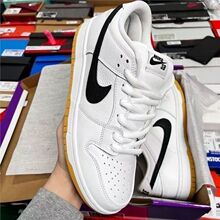 ����dunk�����z�͎Ͱٴ����e�\��Ь��Ůͬ��У�@�����W����Ь��|
