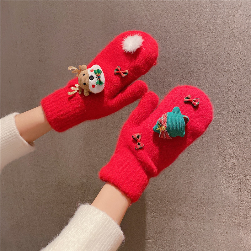 Women's Cute Santa Claus Color Block Elk Knitted Fabric Gloves display picture 1