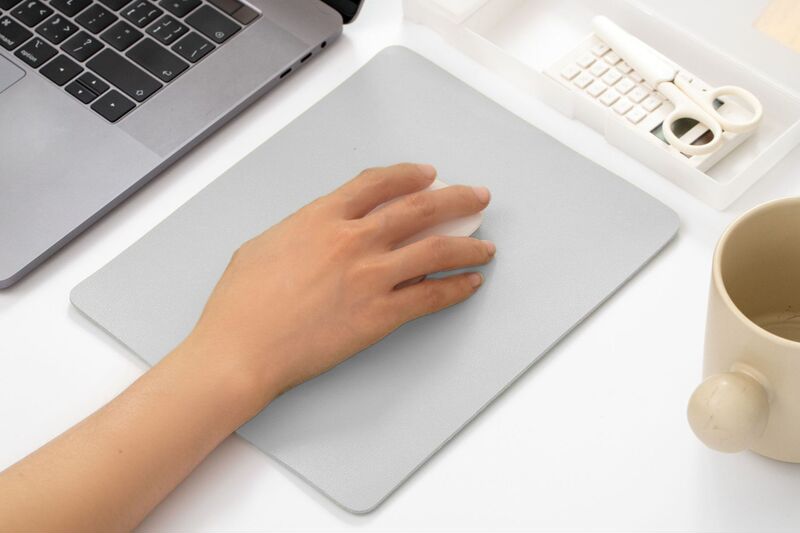 小さいサイズの革のマウスパッドの滑り止めの純色は簡単です。|undefined
